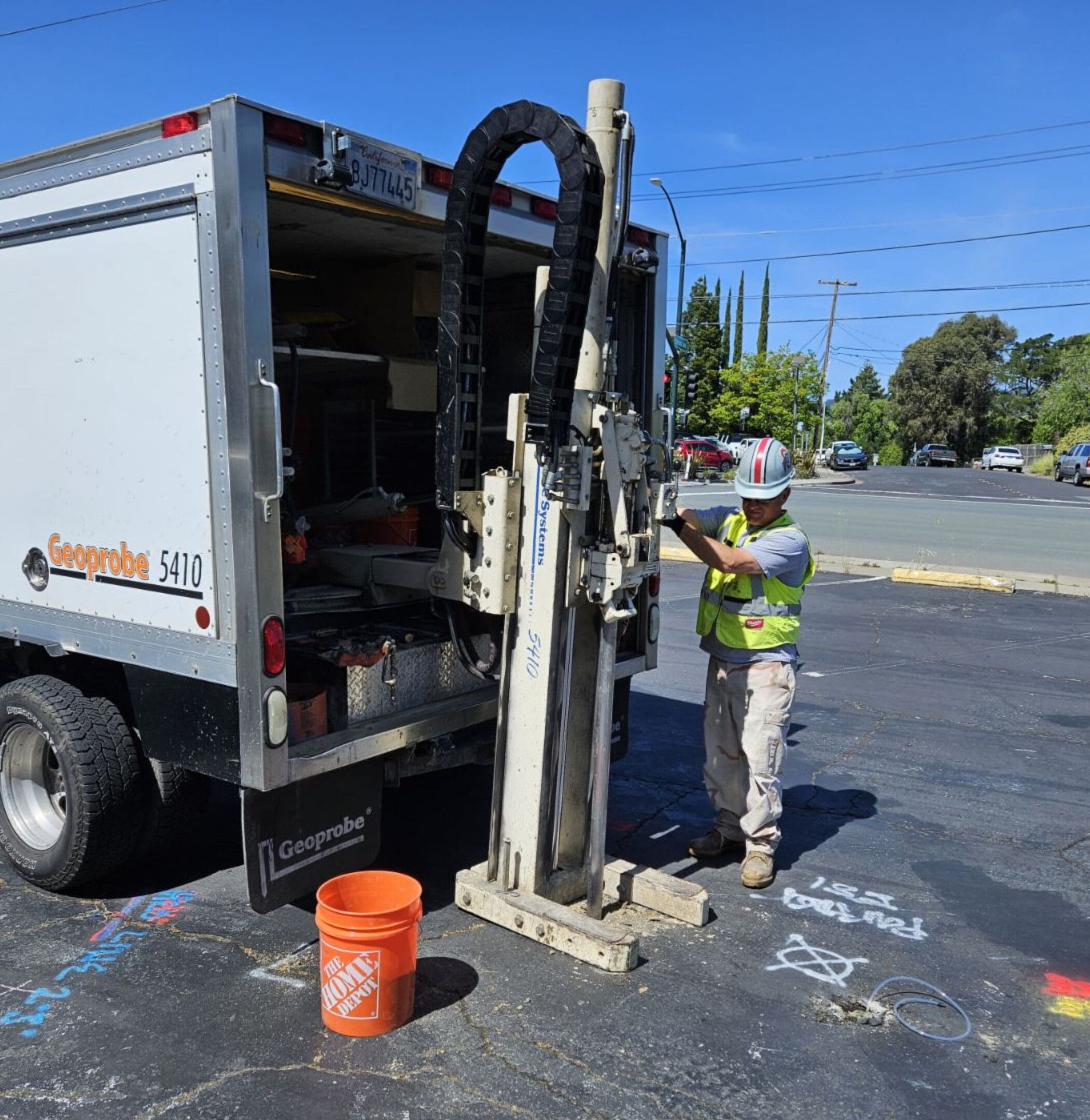 Worker using a GeoProbe 5410 machine.